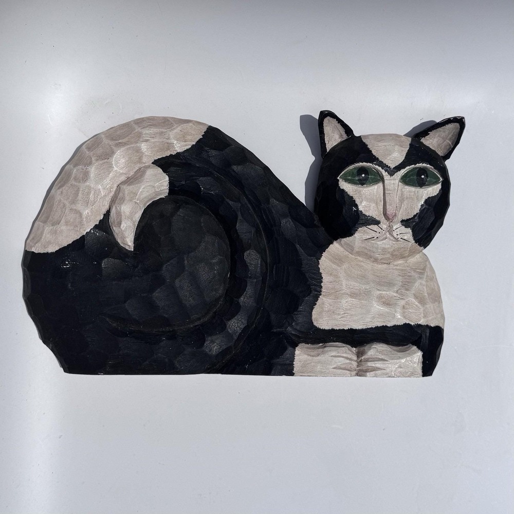 VTG Wooden Cat Carved Painted B/W J. Dudley Signed The Boyds Collection Folk Art